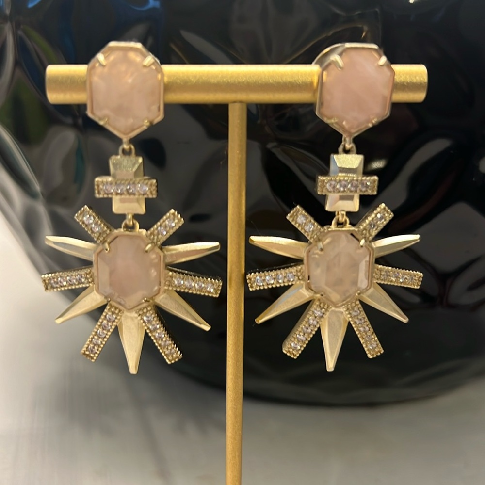Beautiful Kendra Scott statement earrings